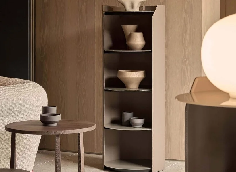 A storage niche by the front door
