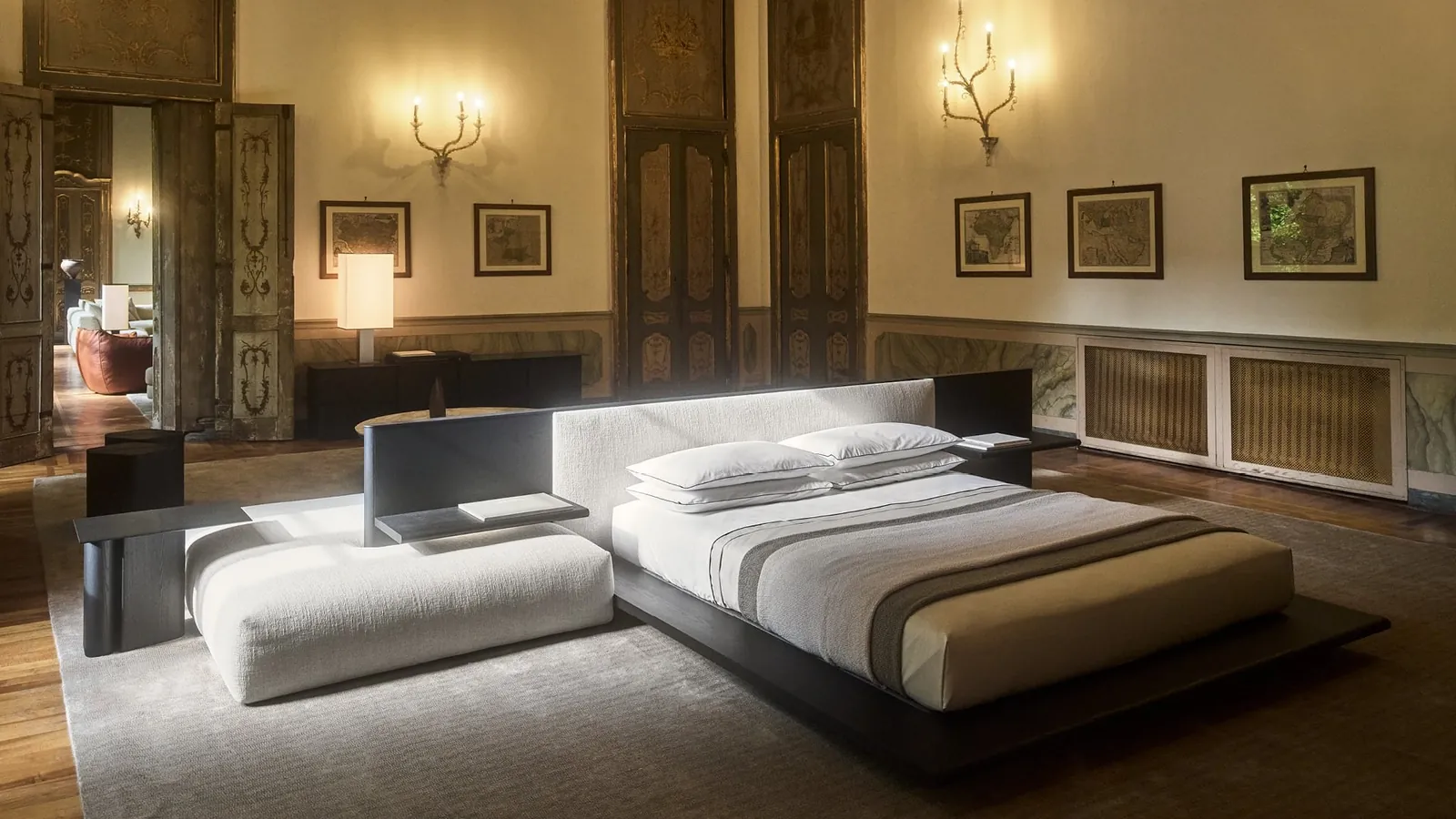 Cama de Poliform de la colección 2026 en el Palazzo Clerici.